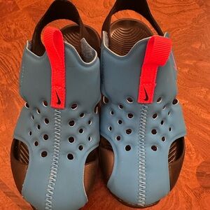 Nike Kids Blue and Red Sandals